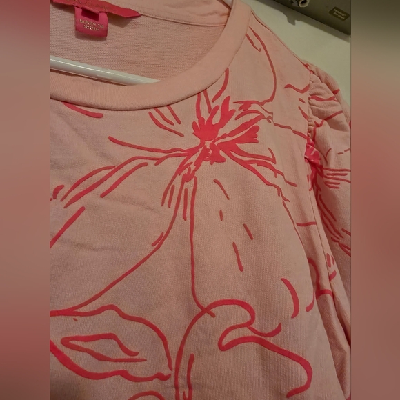Lilly Pulitzer Pink Floral Cropped Sweatshirt - Picture 2 of 5